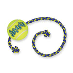 Cargar imagen en el visor de la galería, Squeakair Ball With Rope Medium
